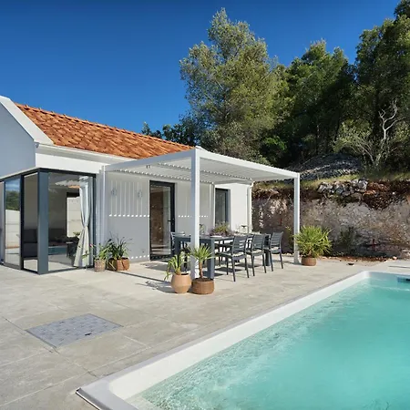 House Sunset Haven 2 *