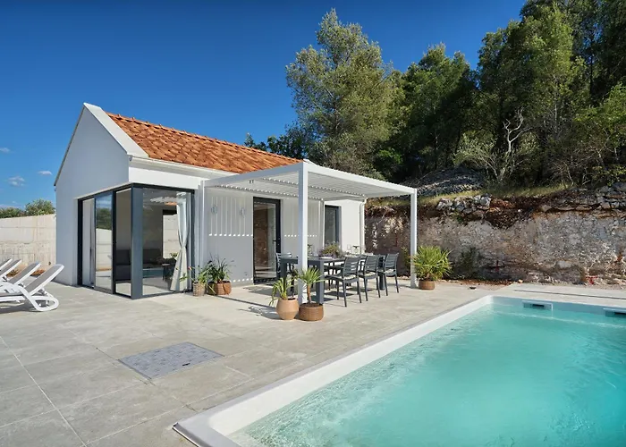 House Sunset Haven 2 *