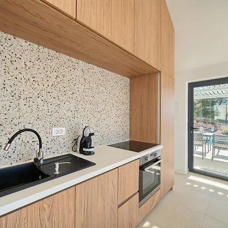 House Sunset Haven 2 * 수티반